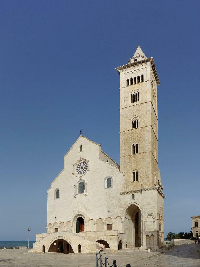 Casa Vacanze Belleville Trani Kültér fotó